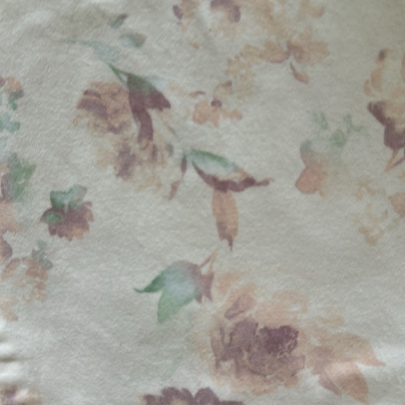 Style and Co Flowered White Jeans - Picture 3 of 4